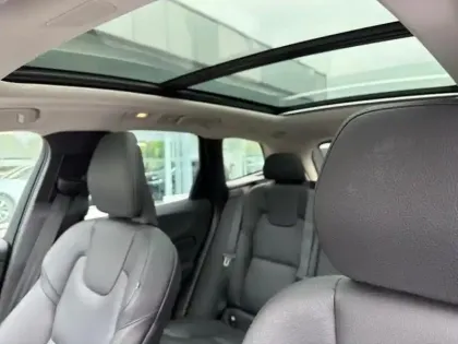 Photo 9 Volvo XC60  T8 Hybride Rechargeable 310 + 145ch Ultra Style Chrome Geartronic 8 AWD