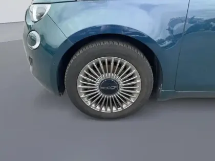 Photo 8 Fiat 500  3+1 e 118ch Pack Confort & Style MY23