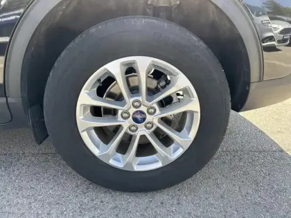 Photo 8 Ford Kuga  2.5 Duratec 190ch FHEV E85 Titanium BVA