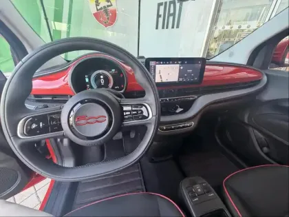 Photo 9 Fiat 500  e 95ch (RED) MY23