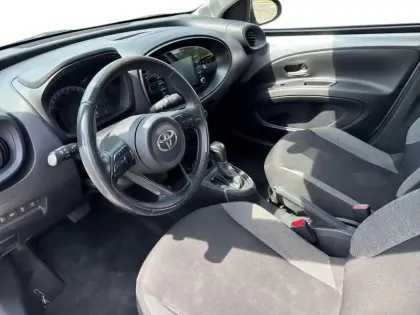 Photo 8 Toyota Aygo X  1.0 VVT-i 72ch Dynamic S-CVT MY23