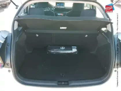Photo 13 Toyota Yaris  116h Dynamic 5p MC24