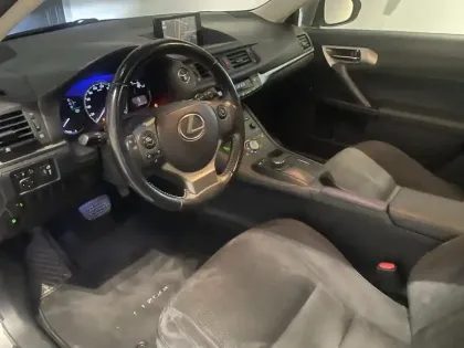 Photo 14 Lexus CT  200h Pack Business