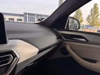 Photo 11 BMW X4  M40d 340ch M Performance