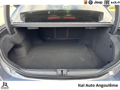 Photo 5 Alfa Romeo Giulia  2.2 Diesel 160ch Veloce AT8 Pack Performance