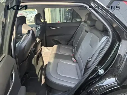 Photo 11 Kia Niro  1.6 GDi 138ch HEV Premium DCT6