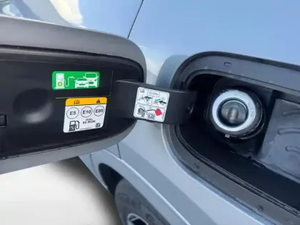 Photo 26 Ford Kuga  2.5 Duratec 180ch Hybrid FlexiFuel ST-Line X Powershift
