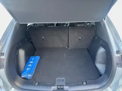Photo 8 Ford Kuga  2.5 Duratec 180ch Hybrid FlexiFuel ST-Line X Powershift