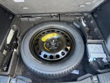 Photo 24 Ford Kuga  2.5 Duratec 180ch Hybrid FlexiFuel ST-Line X Powershift