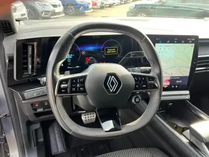 Photo 14 Renault Austral  1.2 E-Tech full hybrid 200ch Iconic esprit Alpine