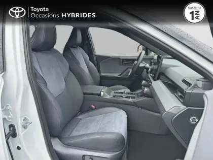 Photo 11 Toyota Rav4  Hybride 2.5L 185ch Graphic 2WD Véhicule neuf