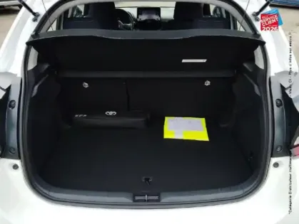 Photo 13 Toyota Yaris  116h Dynamic 5p MY22