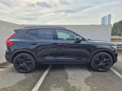 Photo 11 Volvo XC40  B3 163ch Black Edition DCT 7