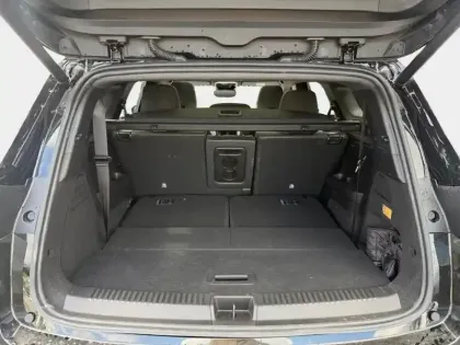 Photo 8 Renault Espace  1.2 E-Tech full hybrid 200ch esprit Alpine 7 places - 24