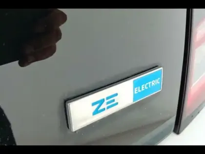 Photo 7 Renault Twingo  E-Tech Electric Authentic R80 Achat Intégral