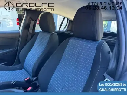 Photo 8 Peugeot 208  Affaire 1.5 BlueHDi 100 Premium