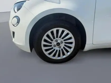 Photo 8 Fiat 500  e 95ch MY23