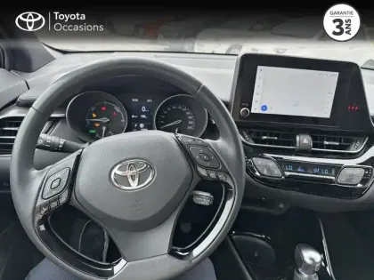 Photo 23 Toyota C-HR  2.0 Hybride 184ch Design Ultimate E-CVT