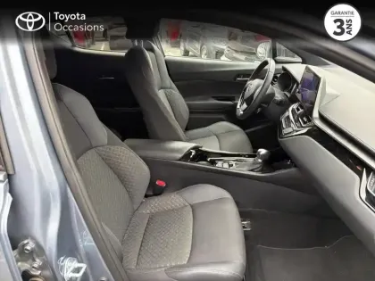 Photo 14 Toyota C-HR  2.0 Hybride 184ch Design Ultimate E-CVT
