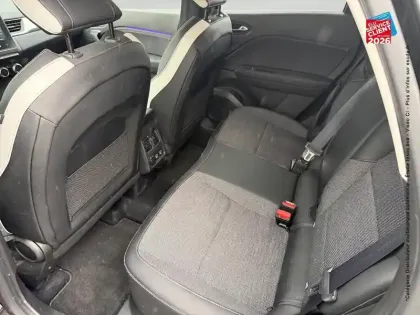 Photo 10 Renault Captur  1.6 E-Tech hybride 145ch Techno