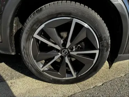Photo 11 Nissan Qashqai  1.3 Mild Hybrid 140ch N-Style
