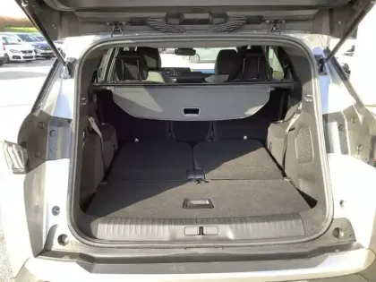 Photo 5 Peugeot 5008  Hybrid 136 e-DCS6