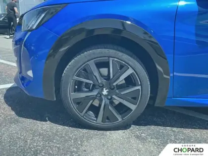 Photo 16 Peugeot 208  PureTech 130 S&S EAT8