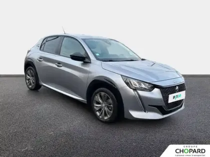 Photo 13 Peugeot 208  Electrique 50 kWh 136ch