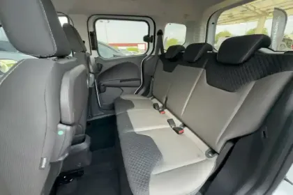 Photo 9 Ford Tourneo  Courier 1.0 E 100 BV6 S&S