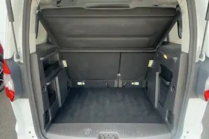 Photo 10 Ford Tourneo  Courier 1.0 E 100 BV6 S&S