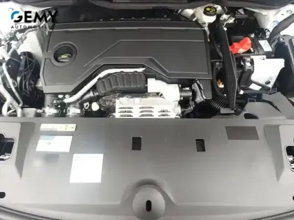 Photo 11 Peugeot 3008  Hybrid 136 e-DCS6