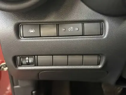 Photo 9 Nissan Juke  HYBRID 143