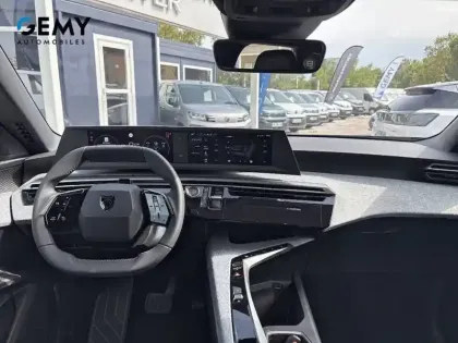 Photo 7 Peugeot 5008  Electrique 210 ch 73 kWh