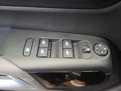 Photo 39 Citroën C5 aircross  Hybride Rechargeable 225 S&S e-EAT8