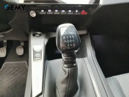 Photo 17 Peugeot 308  PureTech 130ch S&S BVM6