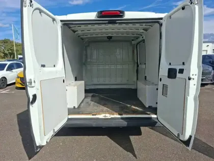 Photo 8 Peugeot Boxer  TOLE 333 L1H1 BLUEHDI 120 S&S