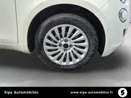 Photo 8 Fiat 500  e 118 ch