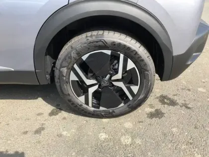Photo 16 Peugeot 2008  100 S&S BVM6