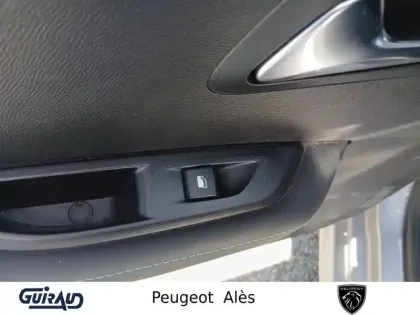 Photo 12 Peugeot 208  Electrique 50 kWh 136ch
