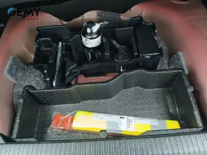 Photo 43 Peugeot 2008  PureTech 100 S&S BVM6