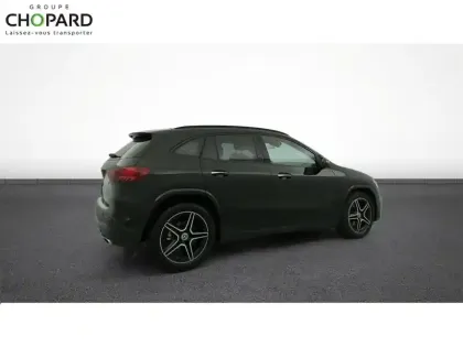 Photo 8 Mercedes GLA  180 d 8G-DCT