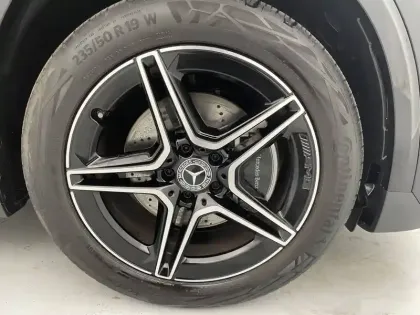 Photo 17 Mercedes GLA  180 d 8G-DCT