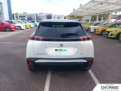 Photo 29 Peugeot 2008  Electrique 136 ch