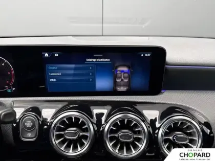 Photo 18 Mercedes Classe A  200 d 8G-DCT