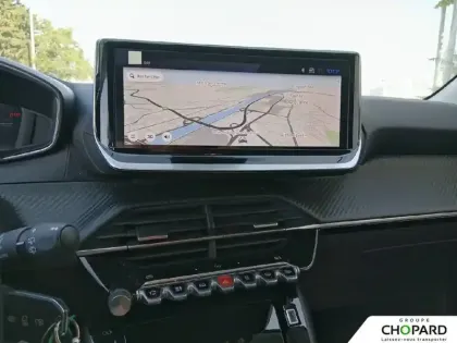Photo 15 Peugeot 208  Hybrid 145 ch e-DCS6