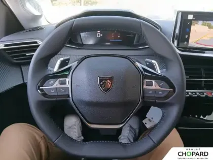 Photo 12 Peugeot 208  Hybrid 145 ch e-DCS6