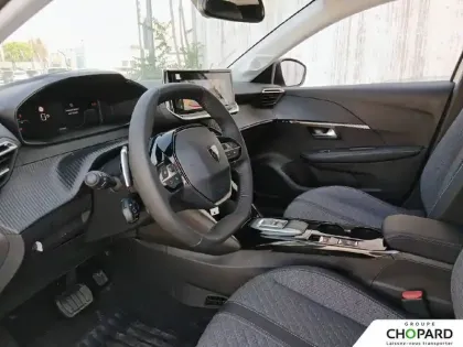 Photo 8 Peugeot 208  Hybrid 145 ch e-DCS6