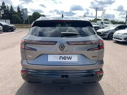Photo 15 Renault Austral  E-Tech hybrid 200