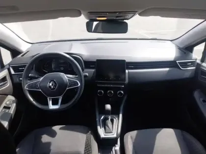 Photo 24 Renault Clio  E-Tech full hybrid 145