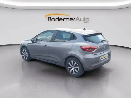 Photo 17 Renault Clio  E-Tech full hybrid 145